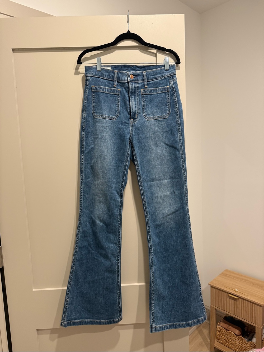 GAP Mid Wash Flare Jeans in Blue